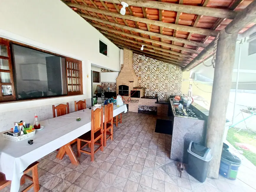 Chácara com 2 quartos à venda, 1000m2 em Sao Jose Dos Campos - SP - imagem 3 Foto 3 de Chácara com 2 quartos à venda, 1000m2 em Sao Jose Dos Campos - SP