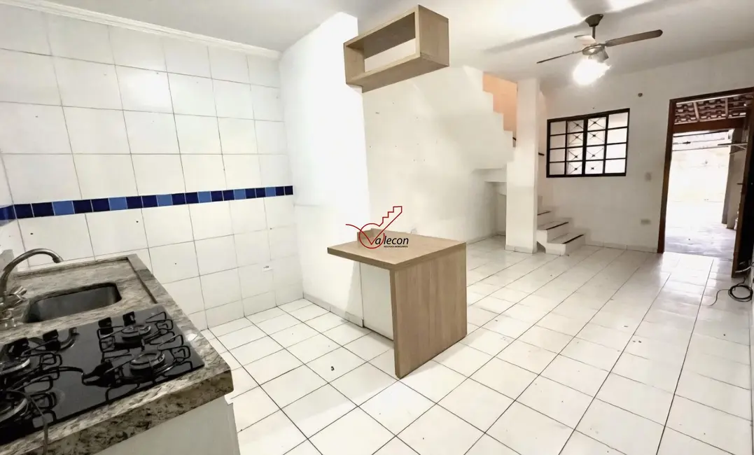 Foto 3 de Sobrado com 2 quartos à venda, 70m2 em Sao Jose Dos Campos - SP