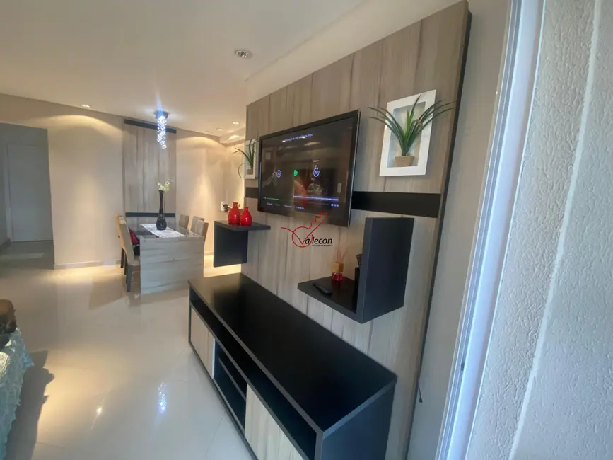 Apartamento com 3 quartos para alugar, 86m2 em Sao Jose Dos Campos - SP - imagem 9 Foto 9 de Apartamento com 3 quartos para alugar, 86m2 em Sao Jose Dos Campos - SP