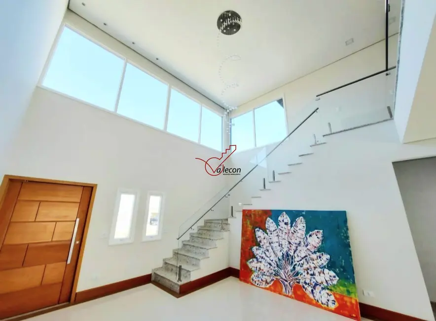 Foto 9 de Casa de Condomínio com 5 quartos para alugar, 330m2 em Sao Jose Dos Campos - SP