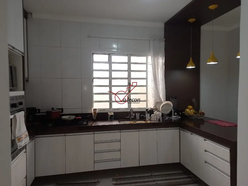 Foto 8 de Sobrado com 3 quartos à venda, 320m2 em Sao Jose Dos Campos - SP