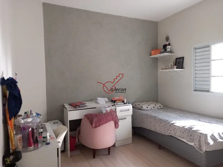 Foto 2 de Sobrado com 3 quartos à venda, 320m2 em Sao Jose Dos Campos - SP