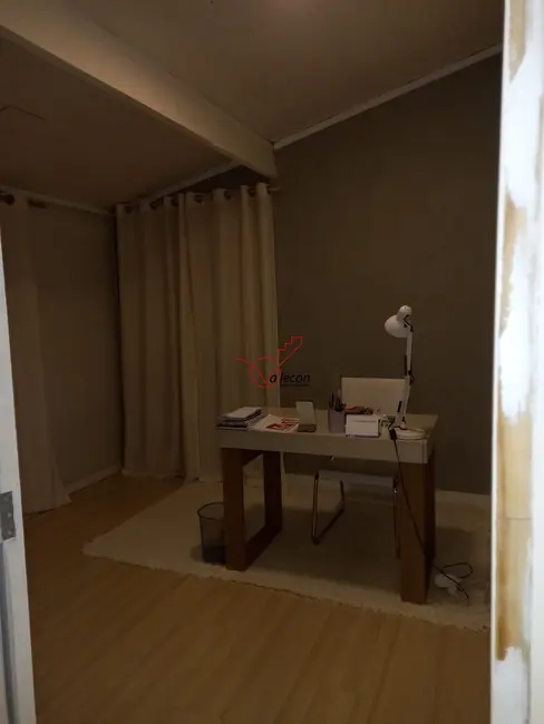 Foto 9 de Sobrado com 3 quartos à venda, 320m2 em Sao Jose Dos Campos - SP