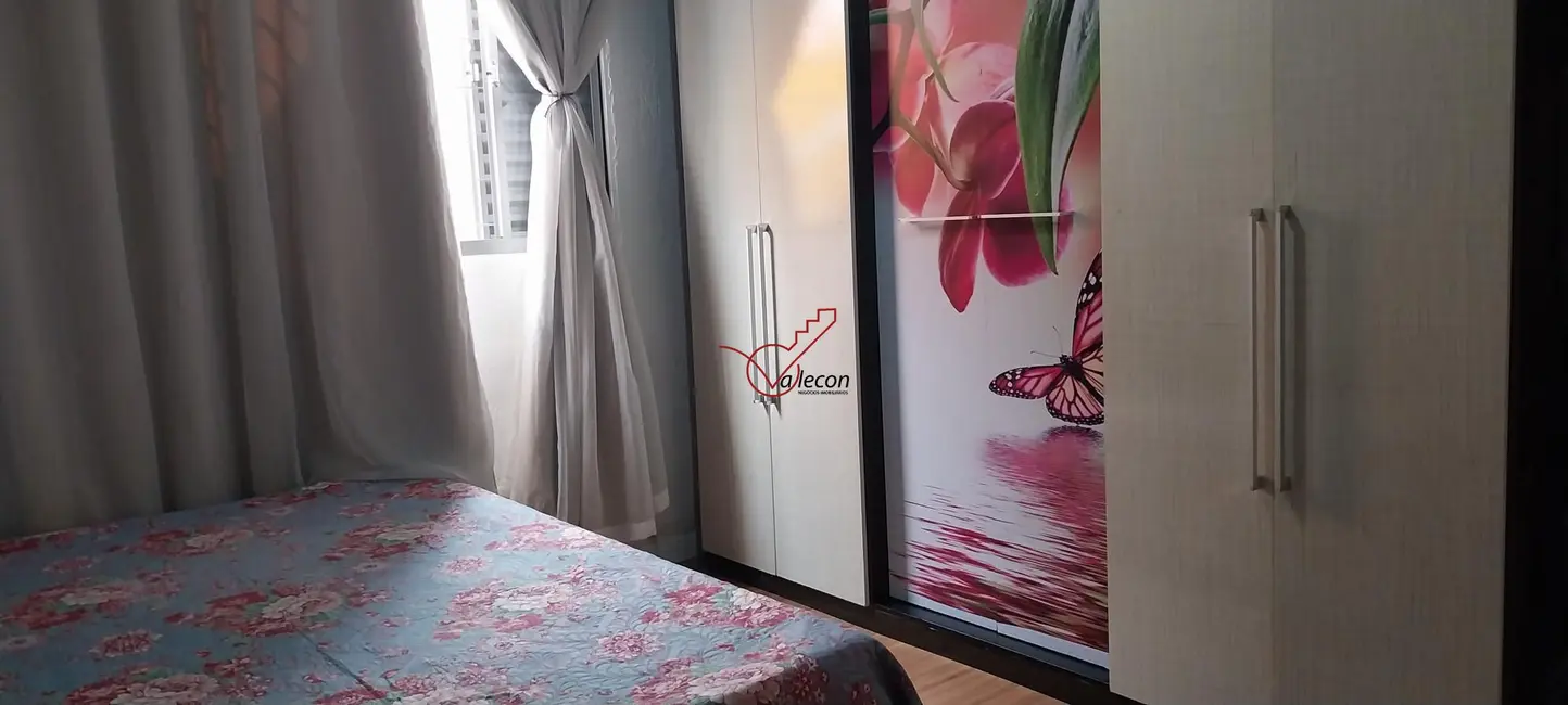 Foto 7 de Casa com 4 quartos à venda, 180m2 em Sao Jose Dos Campos - SP