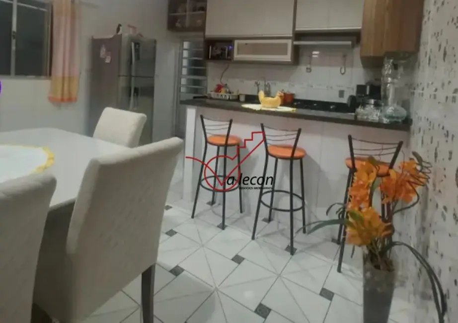 Foto 6 de Sobrado com 3 quartos à venda, 200m2 em Sao Jose Dos Campos - SP