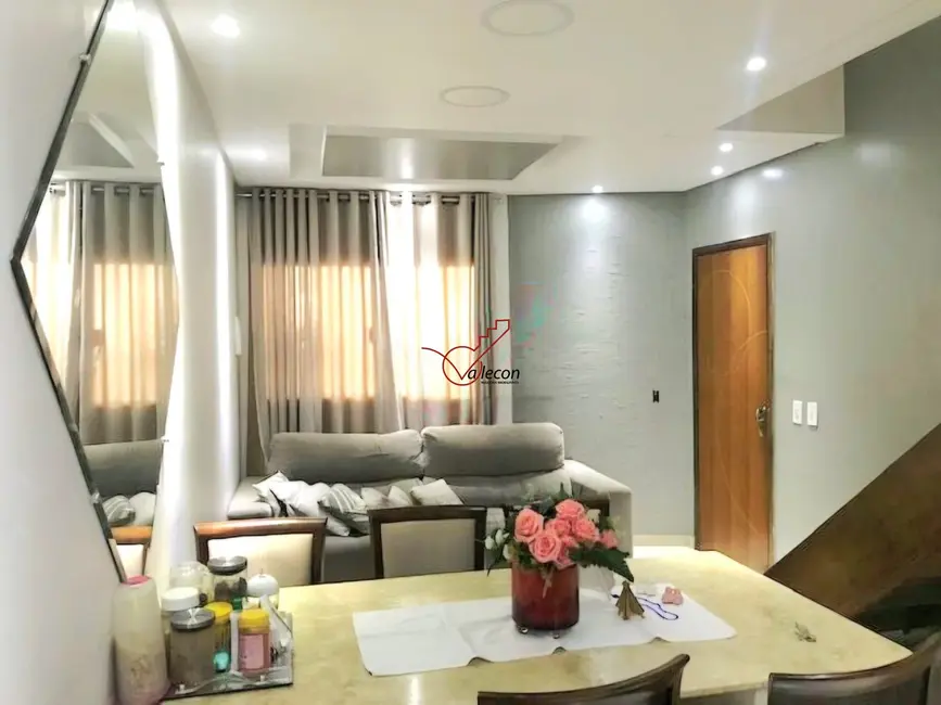 Sobrado com 3 quartos à venda, 250m2 em Sao Jose Dos Campos - SP - imagem 1 Foto 1 de Sobrado com 3 quartos à venda, 250m2 em Sao Jose Dos Campos - SP