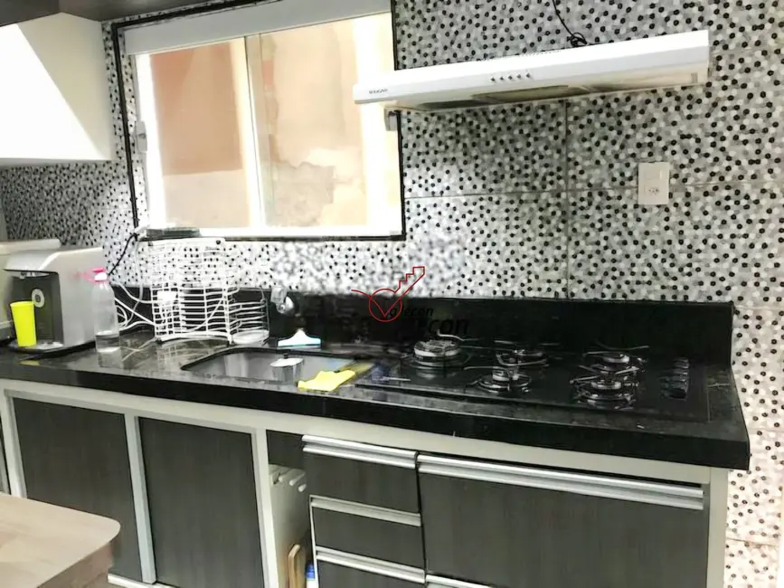 Sobrado com 3 quartos à venda, 250m2 em Sao Jose Dos Campos - SP - imagem 4 Foto 4 de Sobrado com 3 quartos à venda, 250m2 em Sao Jose Dos Campos - SP