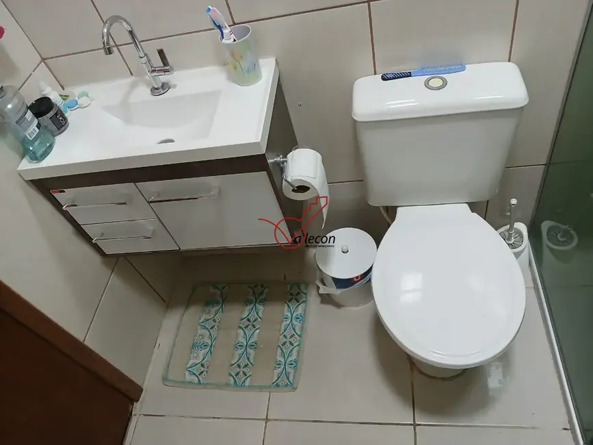 Foto 8 de Casa com 2 quartos à venda, 62m2 em Sao Jose Dos Campos - SP
