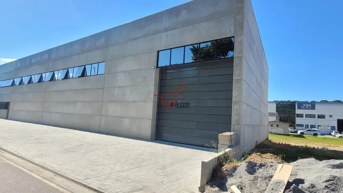 Armazém / Galpão com 3 quartos para alugar, 800m2 em Jacarei - SP - imagem 2 Foto 2 de Armazém / Galpão com 3 quartos para alugar, 800m2 em Jacarei - SP