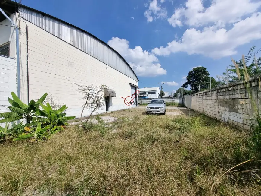 Foto 2 de Armazém / Galpão com 6 quartos para alugar, 1500m2 em Sao Jose Dos Campos - SP
