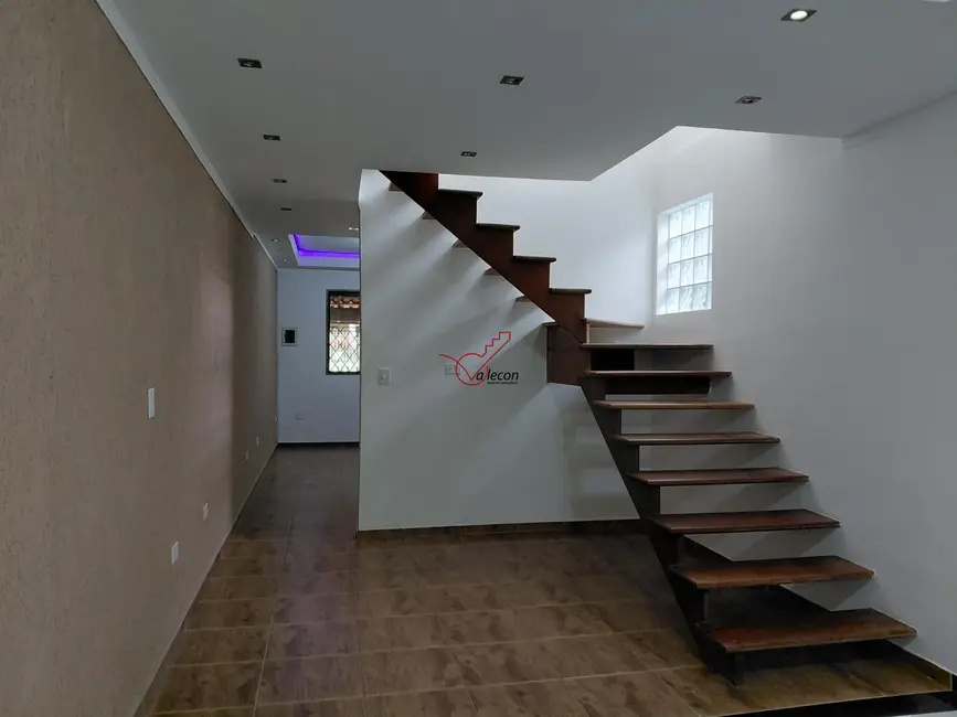 Sobrado com 3 quartos à venda, 125m2 em Sao Jose Dos Campos - SP - imagem 1 Foto 1 de Sobrado com 3 quartos à venda, 125m2 em Sao Jose Dos Campos - SP