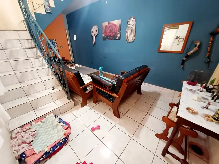 Sobrado com 3 quartos à venda, 89m2 em Sao Jose Dos Campos - SP - imagem 1 Foto 1 de Sobrado com 3 quartos à venda, 89m2 em Sao Jose Dos Campos - SP