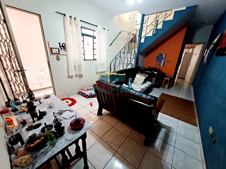 Sobrado com 3 quartos à venda, 89m2 em Sao Jose Dos Campos - SP - imagem 2 Foto 2 de Sobrado com 3 quartos à venda, 89m2 em Sao Jose Dos Campos - SP