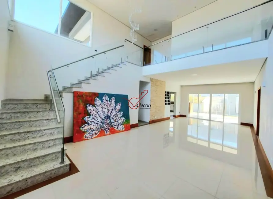 Casa de Condomínio com 5 quartos para alugar, 330m2 em Sao Jose Dos Campos - SP - imagem 8 Foto 8 de Casa de Condomínio com 5 quartos para alugar, 330m2 em Sao Jose Dos Campos - SP