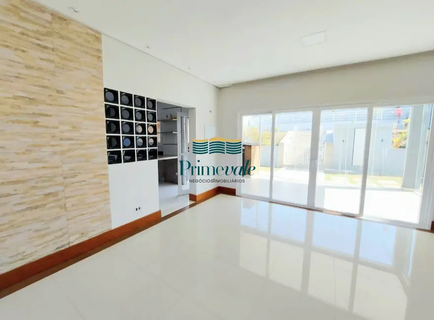 Foto 7 de Casa de Condomínio com 5 quartos para alugar, 330m2 em Sao Jose Dos Campos - SP