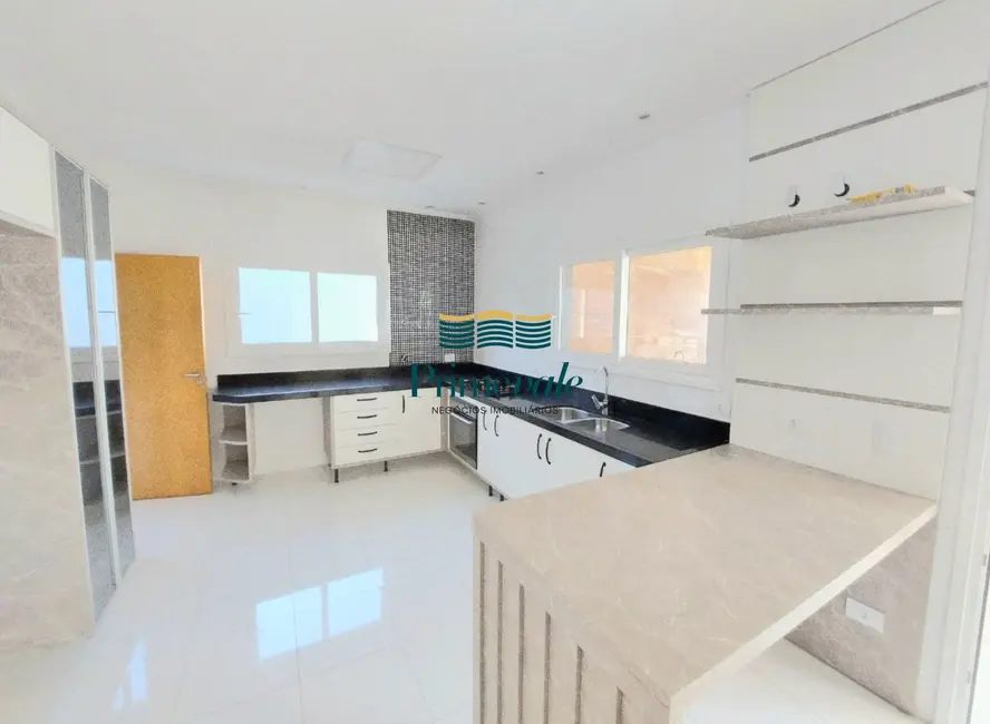 Foto 6 de Casa de Condomínio com 5 quartos para alugar, 330m2 em Sao Jose Dos Campos - SP
