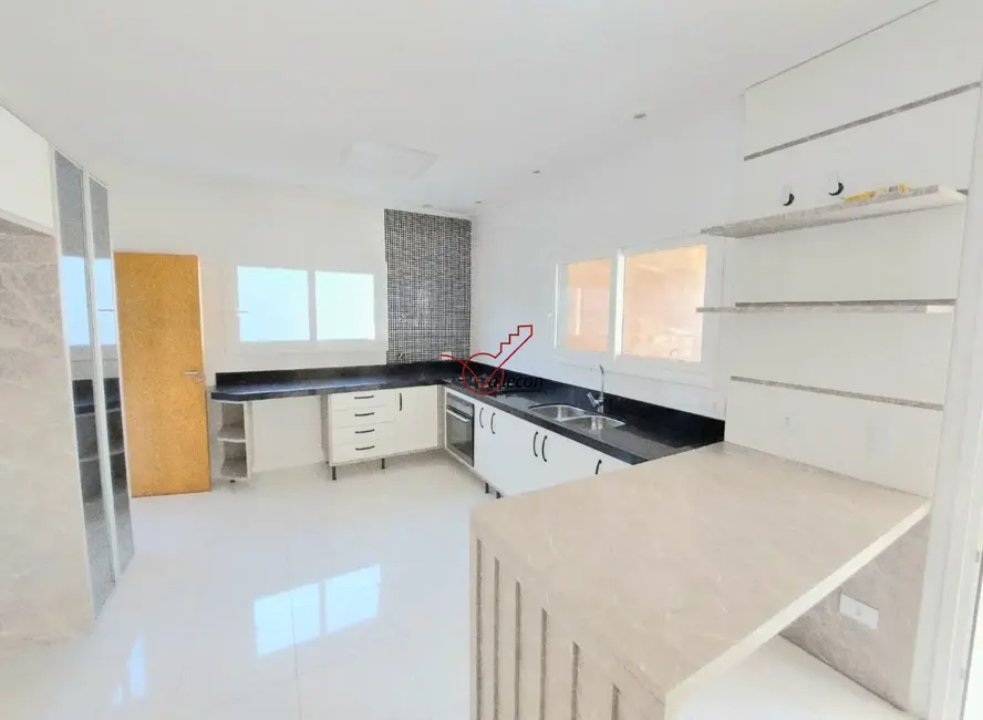 Casa de Condomínio com 5 quartos para alugar, 330m2 em Sao Jose Dos Campos - SP - imagem 6 Foto 6 de Casa de Condomínio com 5 quartos para alugar, 330m2 em Sao Jose Dos Campos - SP