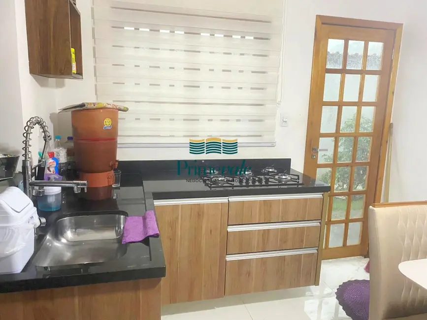 Casa com 3 quartos à venda, 75m2 em Sao Jose Dos Campos - SP - imagem 4 Foto 4 de Casa com 3 quartos à venda, 75m2 em Sao Jose Dos Campos - SP