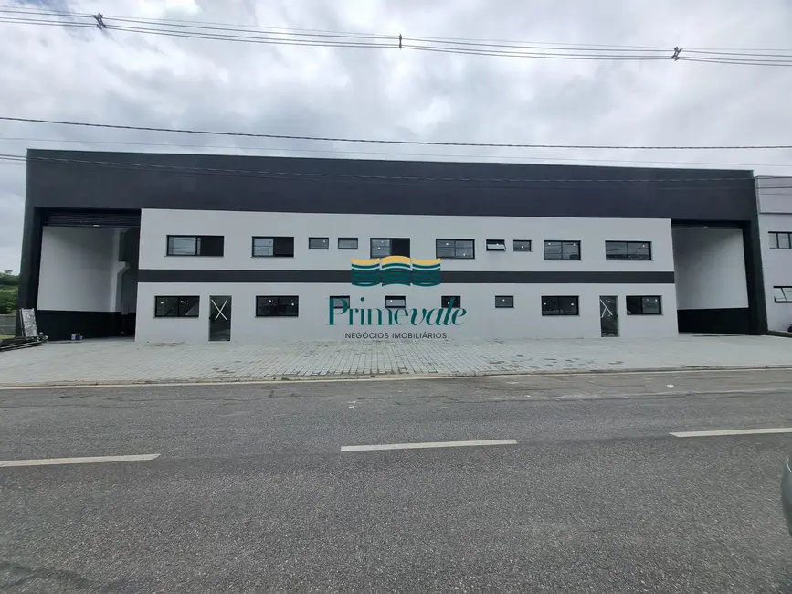 Armazém / Galpão com 3 quartos para alugar, 630m2 em Jardim Califórnia, Jacarei - SP - imagem 4 Foto 4 de Armazém / Galpão com 3 quartos para alugar, 630m2 em Jardim Califórnia, Jacarei - SP
