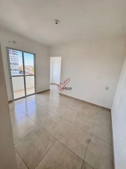 Apartamento com 3 quartos para alugar, 125m2 em Vila São José, Taubate - SP - imagem 2 Foto 2 de Apartamento com 3 quartos para alugar, 125m2 em Vila São José, Taubate - SP