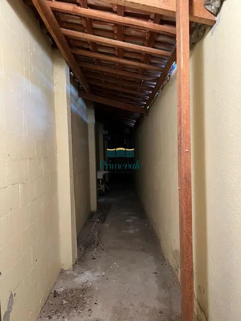 Foto 9 de Armazém / Galpão com 2 quartos para alugar, 300m2 em Sao Jose Dos Campos - SP