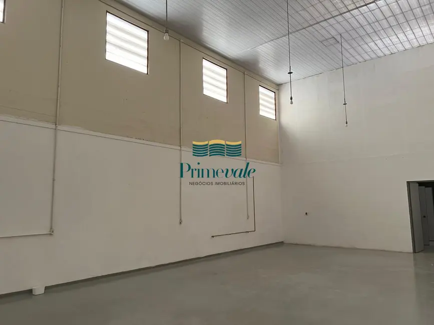 Foto 2 de Armazém / Galpão com 2 quartos para alugar, 300m2 em Sao Jose Dos Campos - SP