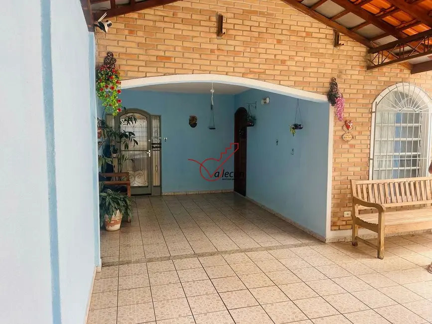 Foto 9 de Casa com 3 quartos à venda, 250m2 em Sao Jose Dos Campos - SP
