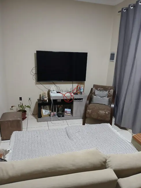 Casa com 2 quartos à venda, 62m2 em Sao Jose Dos Campos - SP - imagem 2 Foto 2 de Casa com 2 quartos à venda, 62m2 em Sao Jose Dos Campos - SP