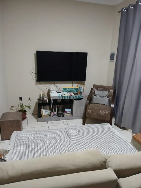 Foto 2 de Casa com 2 quartos à venda, 62m2 em Sao Jose Dos Campos - SP