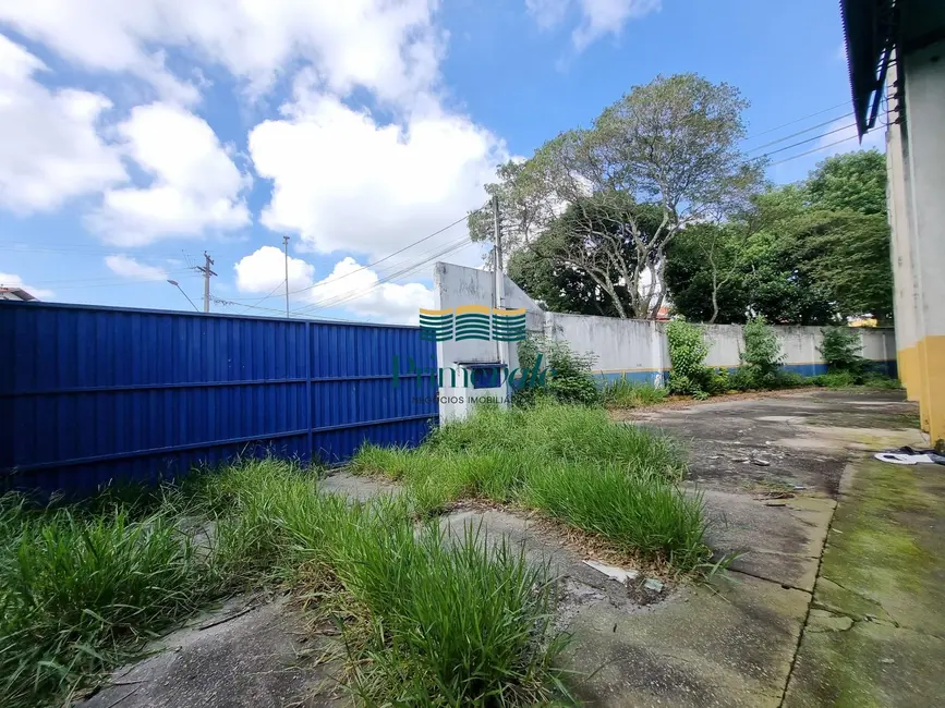 Foto 6 de Armazém / Galpão com 8 quartos para alugar, 2500m2 em Sao Jose Dos Campos - SP