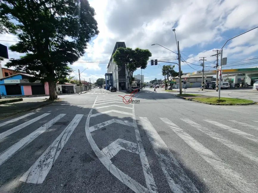 Armazém / Galpão com 8 quartos para alugar, 2500m2 em Sao Jose Dos Campos - SP - imagem 5 Foto 5 de Armazém / Galpão com 8 quartos para alugar, 2500m2 em Sao Jose Dos Campos - SP