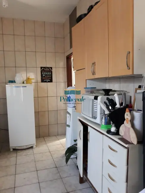 Sobrado com 4 quartos à venda, 100m2 em Sao Jose Dos Campos - SP - imagem 2 Foto 2 de Sobrado com 4 quartos à venda, 100m2 em Sao Jose Dos Campos - SP
