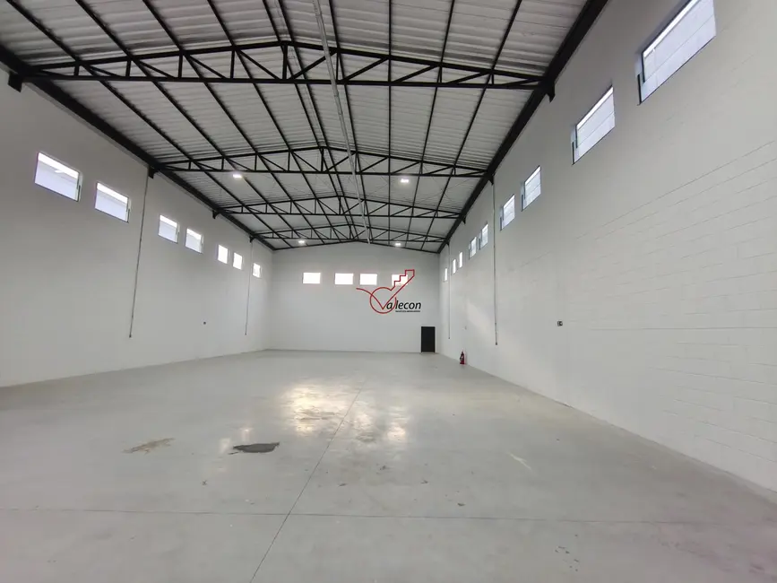Foto 2 de Armazém / Galpão com 4 quartos para alugar, 850m2 em Sao Jose Dos Campos - SP
