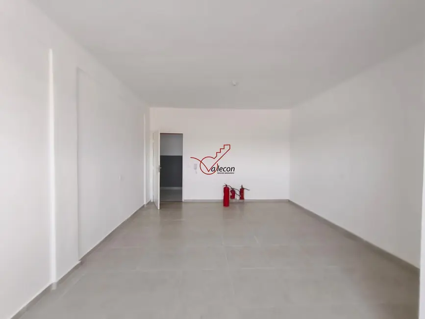 Sala Comercial com 1 quarto para alugar, 30m2 em Sao Jose Dos Campos - SP - imagem 3 Foto 3 de Sala Comercial com 1 quarto para alugar, 30m2 em Sao Jose Dos Campos - SP
