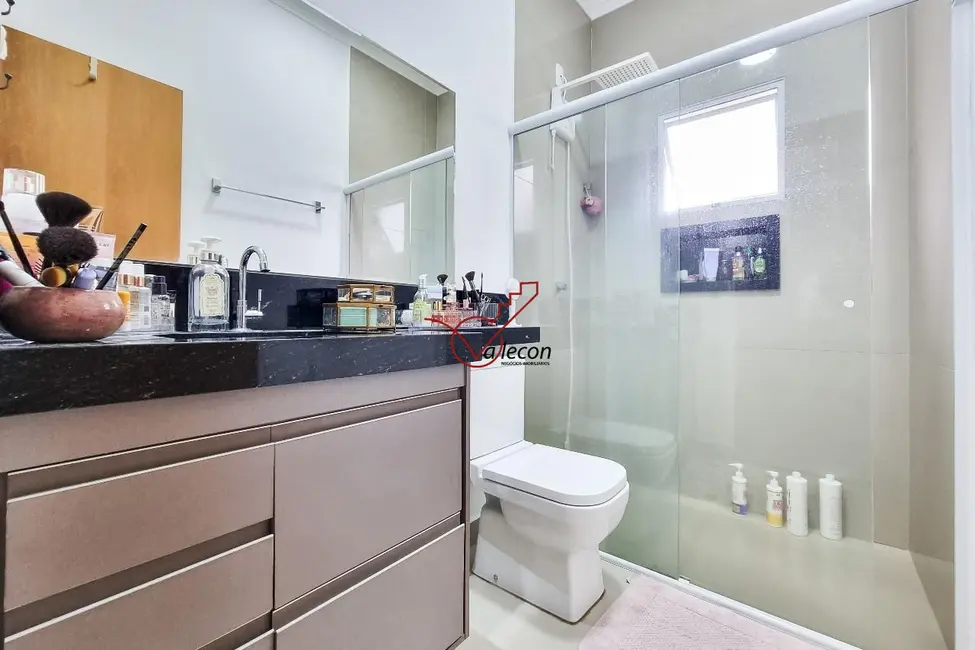 Casa de Condomínio com 3 quartos à venda, 163m2 em Cacapava - SP - imagem 6 Foto 6 de Casa de Condomínio com 3 quartos à venda, 163m2 em Cacapava - SP