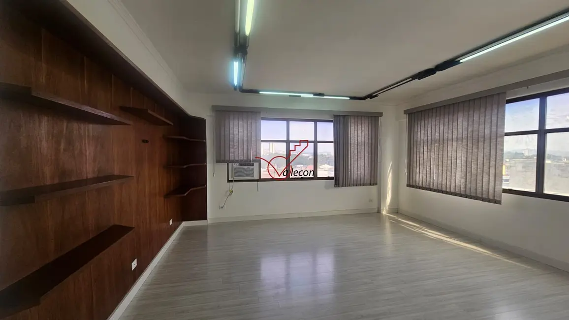Foto 4 de Sala Comercial com 1 quarto para alugar, 39m2 em Centro, Jacarei - SP