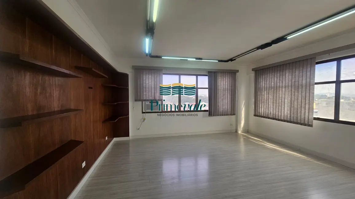 Foto 4 de Sala Comercial com 1 quarto para alugar, 39m2 em Centro, Jacarei - SP
