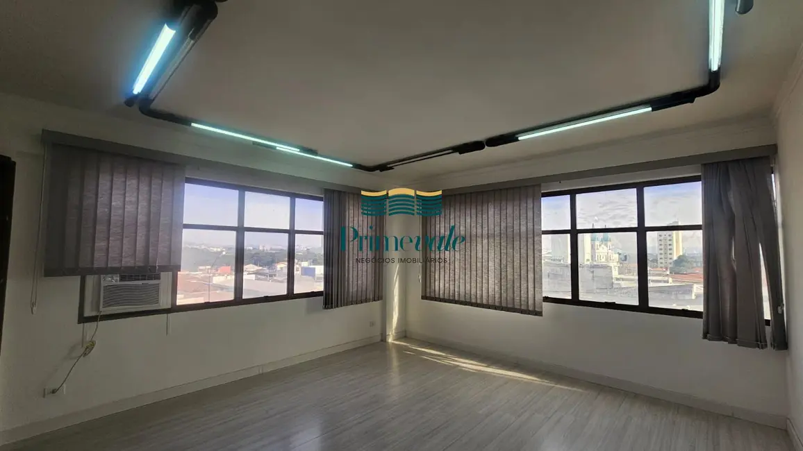 Foto 5 de Sala Comercial com 1 quarto para alugar, 39m2 em Centro, Jacarei - SP