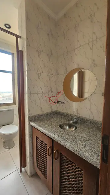 Foto 2 de Sala Comercial com 1 quarto para alugar, 39m2 em Centro, Jacarei - SP