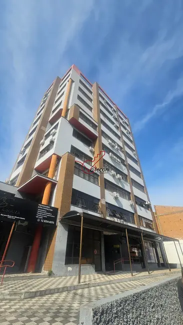 Foto 9 de Sala Comercial com 1 quarto para alugar, 39m2 em Centro, Jacarei - SP