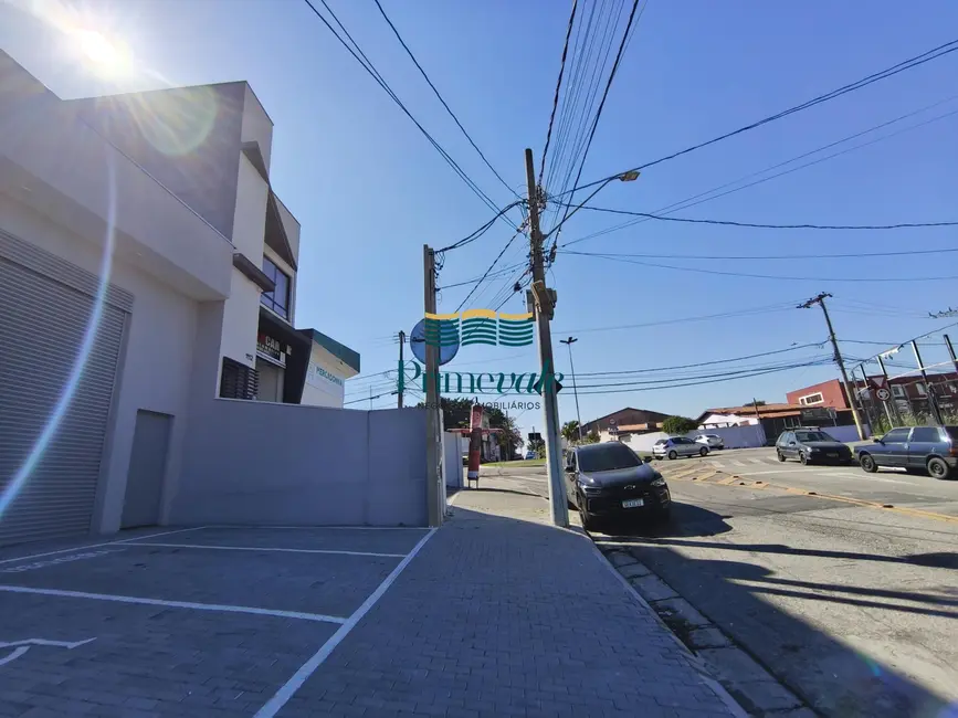 Foto 2 de Armazém / Galpão com 1 quarto para alugar, 250m2 em Sao Jose Dos Campos - SP