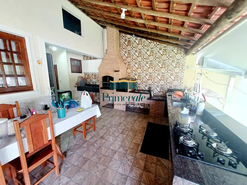 Chácara com 2 quartos à venda, 1000m2 em Sao Jose Dos Campos - SP - imagem 6 Foto 6 de Chácara com 2 quartos à venda, 1000m2 em Sao Jose Dos Campos - SP