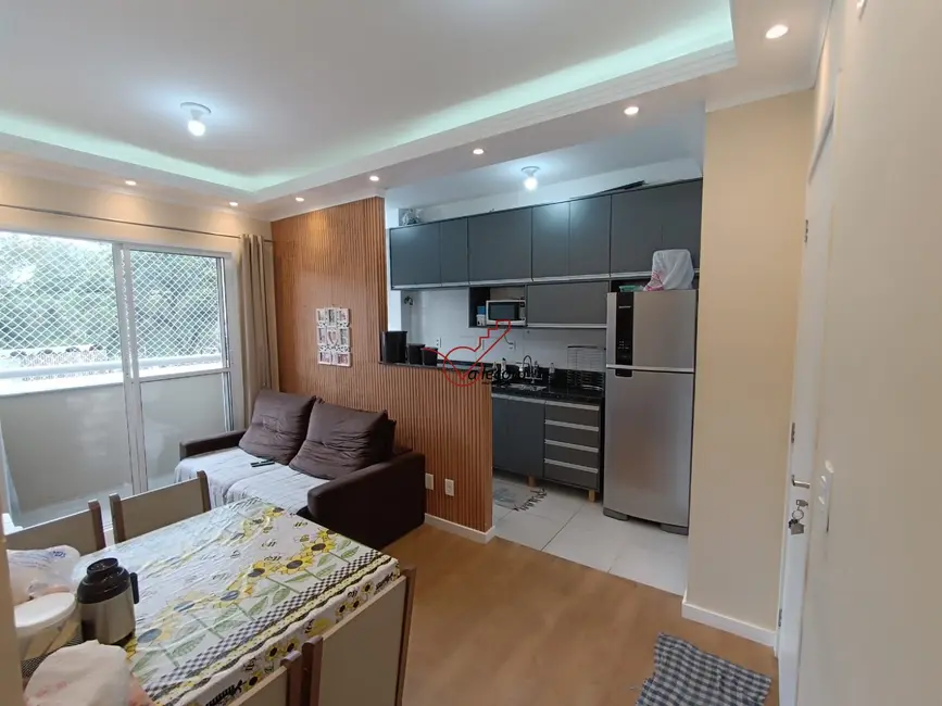 Foto 2 de Apartamento com 2 quartos à venda, 44m2 em São João, Jacarei - SP