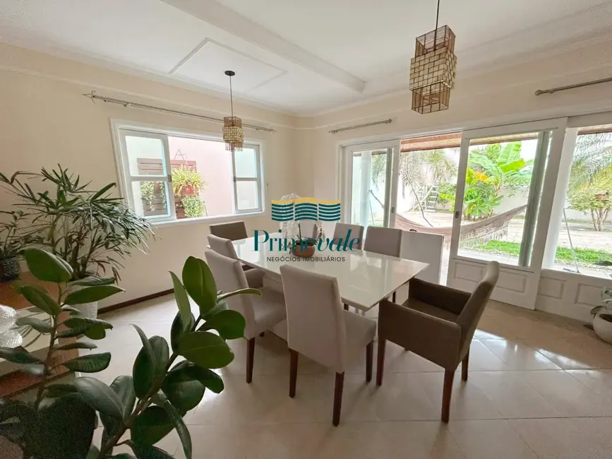 Casa com 5 quartos à venda, 242m2 em Sao Jose Dos Campos - SP - imagem 5 Foto 5 de Casa com 5 quartos à venda, 242m2 em Sao Jose Dos Campos - SP