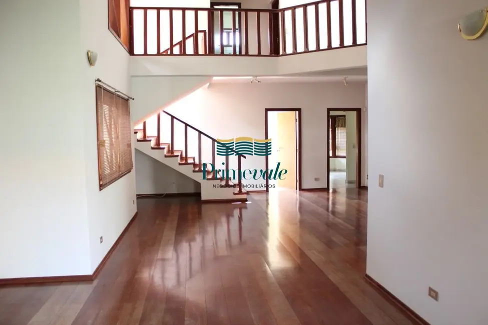Foto 1 de Casa de Condomínio com 4 quartos para alugar, 360m2 em Sao Jose Dos Campos - SP