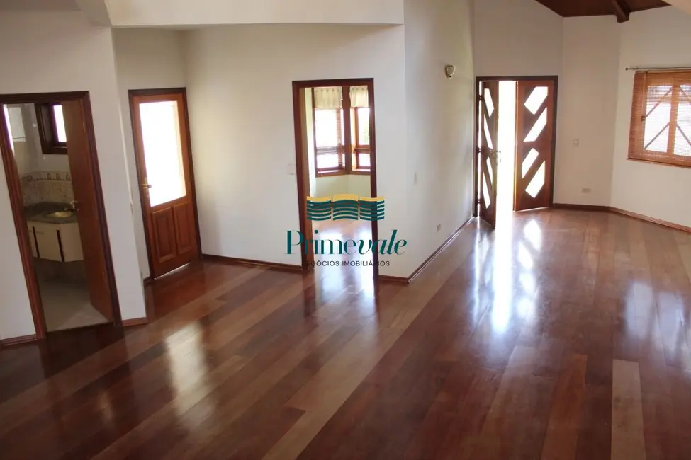 Foto 5 de Casa de Condomínio com 4 quartos para alugar, 360m2 em Sao Jose Dos Campos - SP