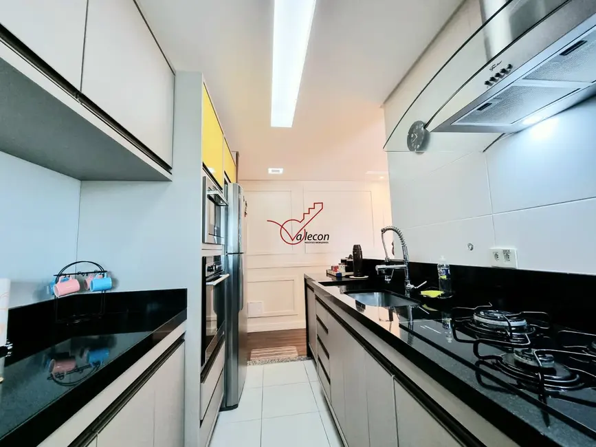 Foto 2 de Apartamento com 3 quartos à venda, 84m2 em Jardim Califórnia, Jacarei - SP