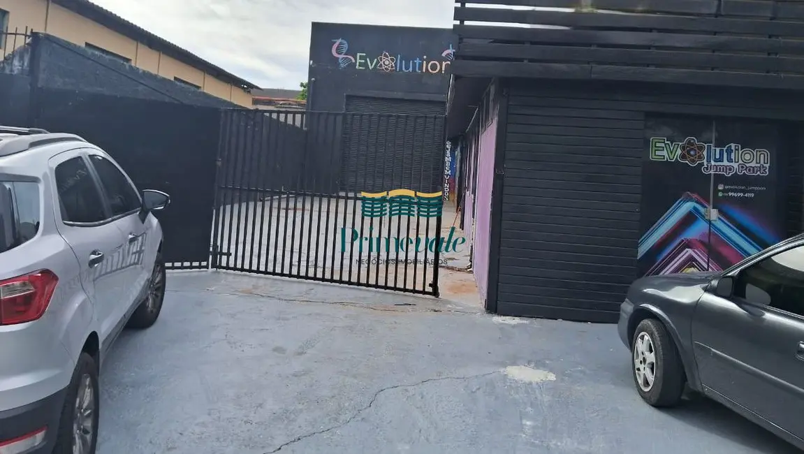 Foto 5 de Armazém / Galpão com 1 quarto para alugar, 300m2 em Sao Jose Dos Campos - SP
