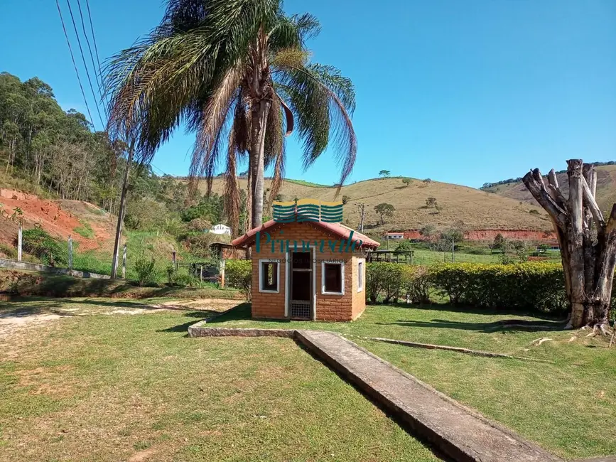 Foto 1 de Chácara com 2 quartos à venda, 160m2 em Registro, Taubate - SP