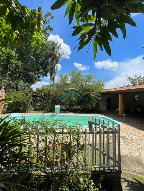 Foto 2 de Chácara com 4 quartos à venda, 250m2 em Sao Jose Dos Campos - SP